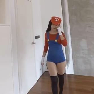 Mario levels up VR Porn Video