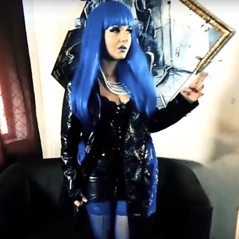 The blue hair stripper