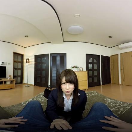 Japanese beauty has something to say you VR Porn Video